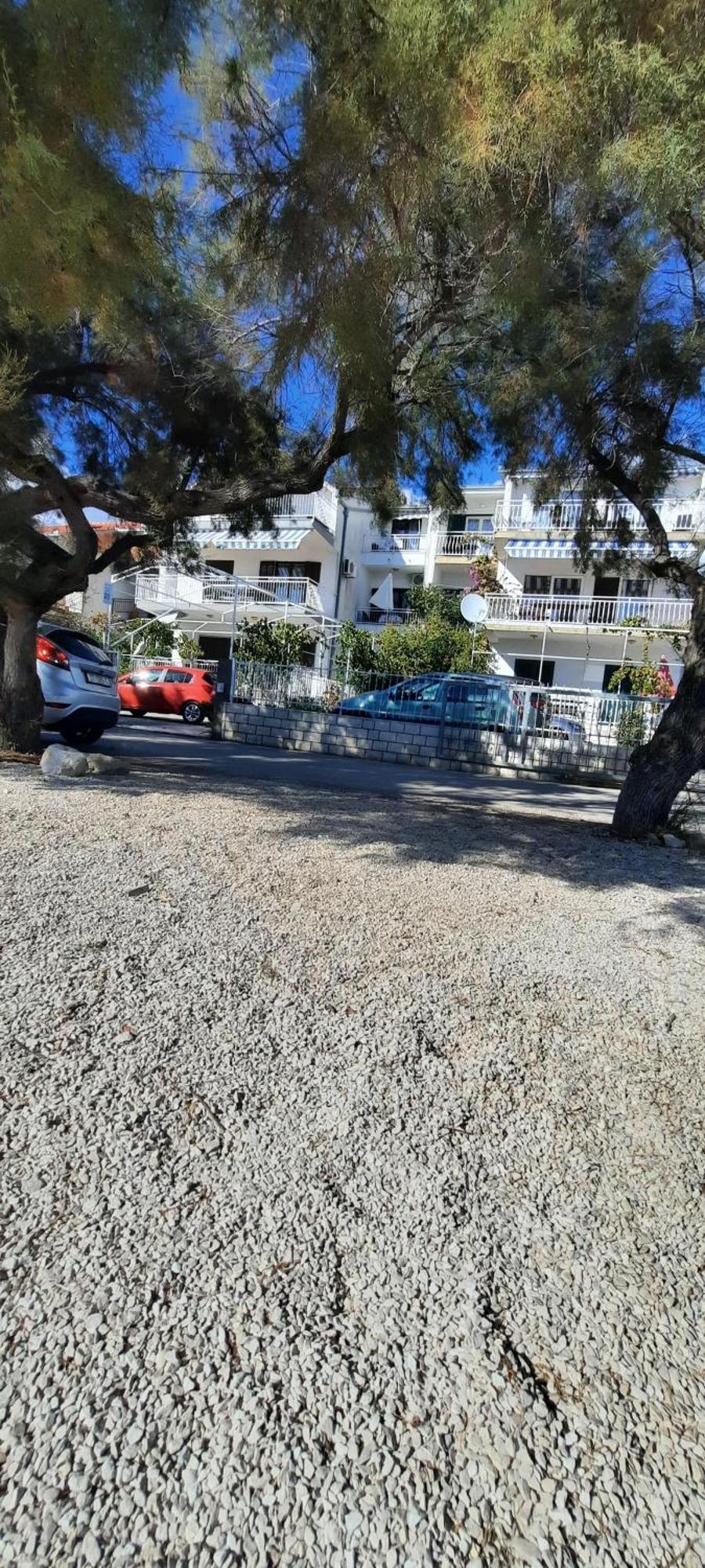 Apartments Ana Bilota Seget Vranjica Buitenkant foto